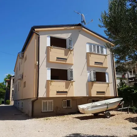 Apartment Bm Bosnjak